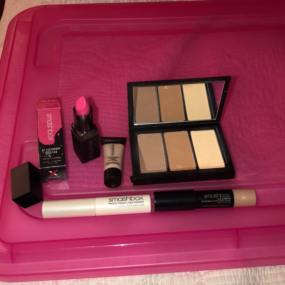 💋SOLD💋 mashbox new makeup lot